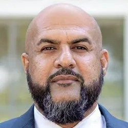Adnan_Zulfiqar_2.jpg