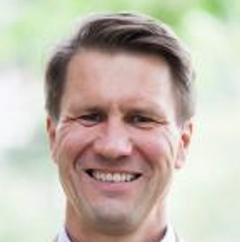 Andrew Nestingen_#13
