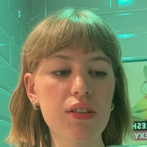Anna Dostalik