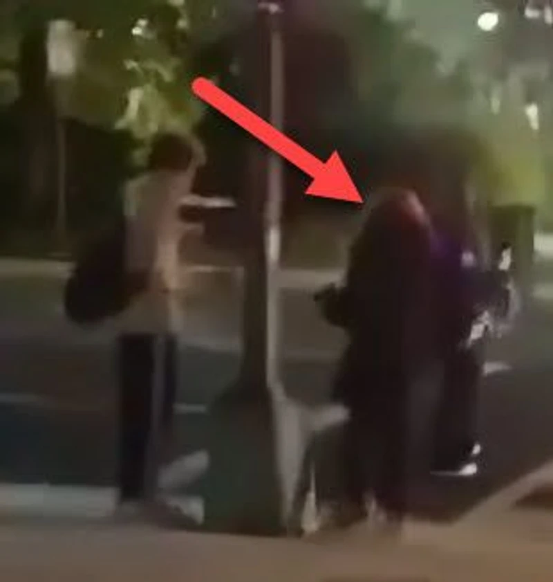 Isabella Panteledes cm01 Instagram_#1