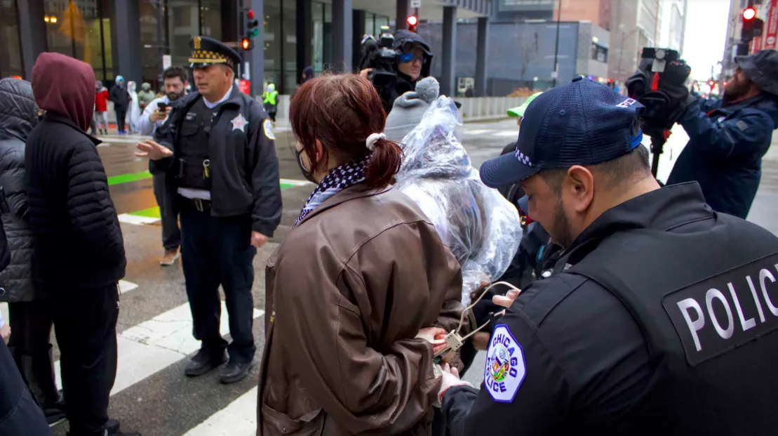 Legal-Chicago-Arrests.png