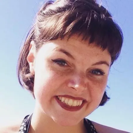 Lindsay Sanders