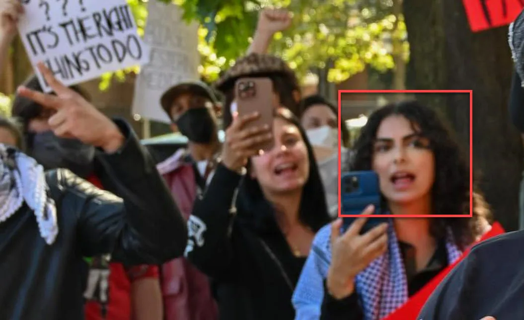 Nadine Adnane cm02.png