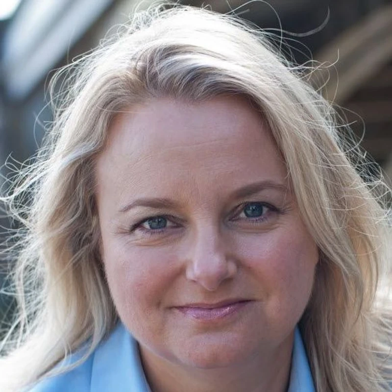 Rachel_Holmes.jpg_#3