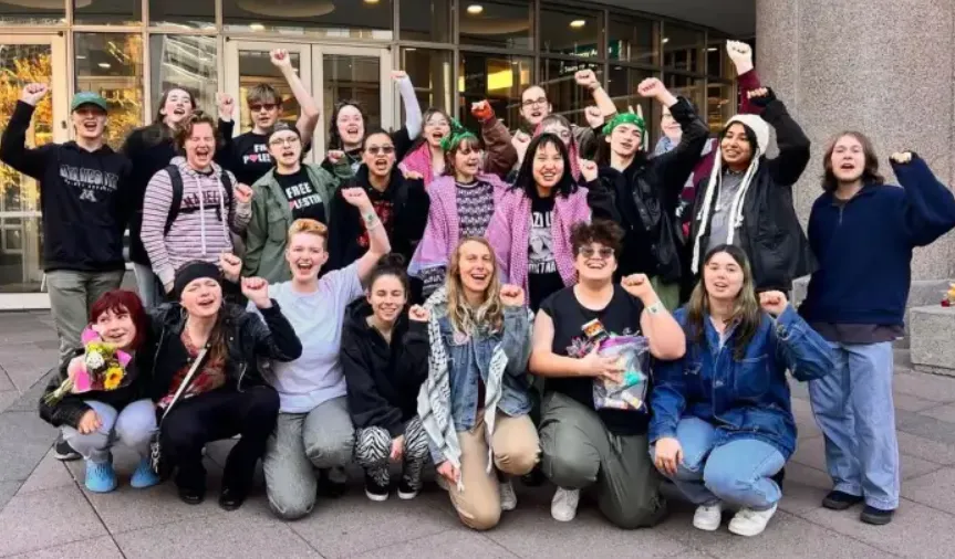 UMN-Supporters-Arrestees-Celebrate-Getting-Out-Jail.png