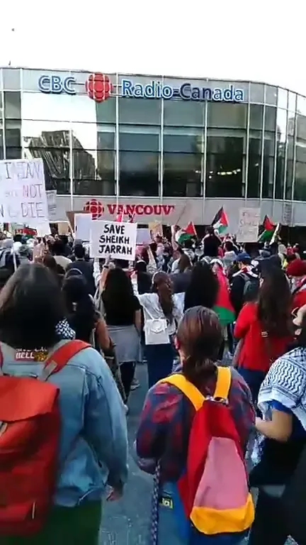 Demonstration Vancouver Art Gallery Instagram_#71