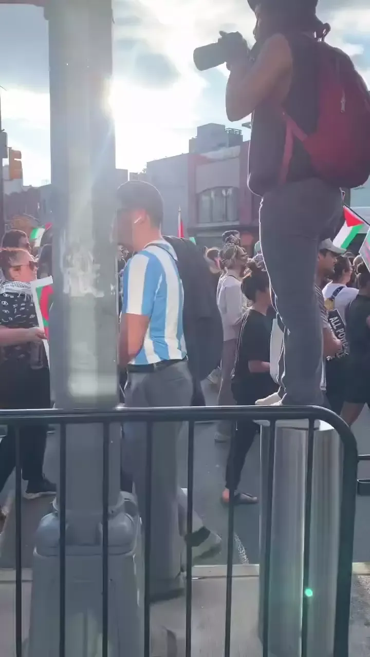 Flood Brooklyn For Gaza 2