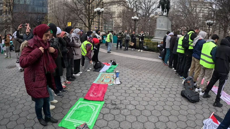 March_And_Rally_For_Palestine_We_Charge_You_With_Genocide_2__youtube