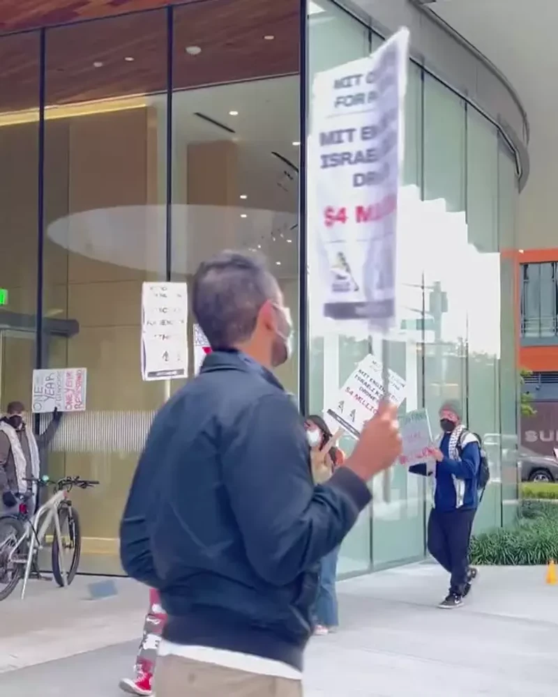 Ragon Institute Picket