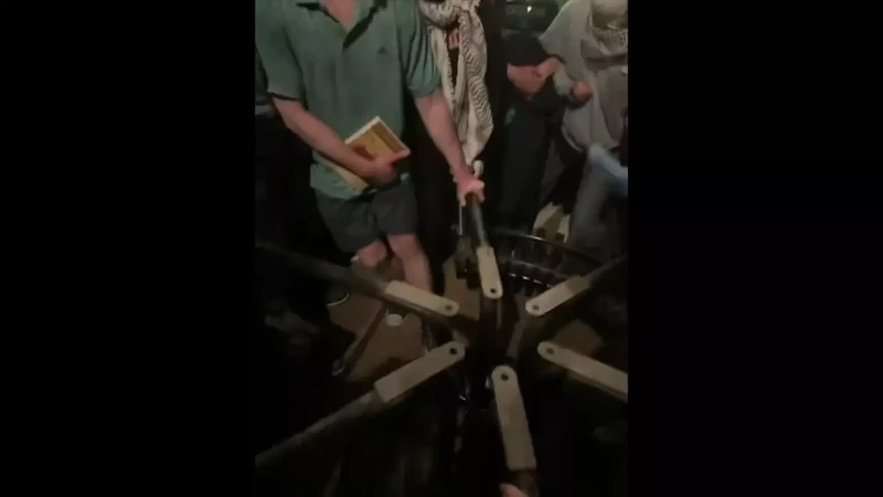 confirmed_professional_agitator_present_at_columbia_university_0kdurf.mp4_#28