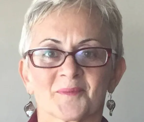 Simona Sharoni